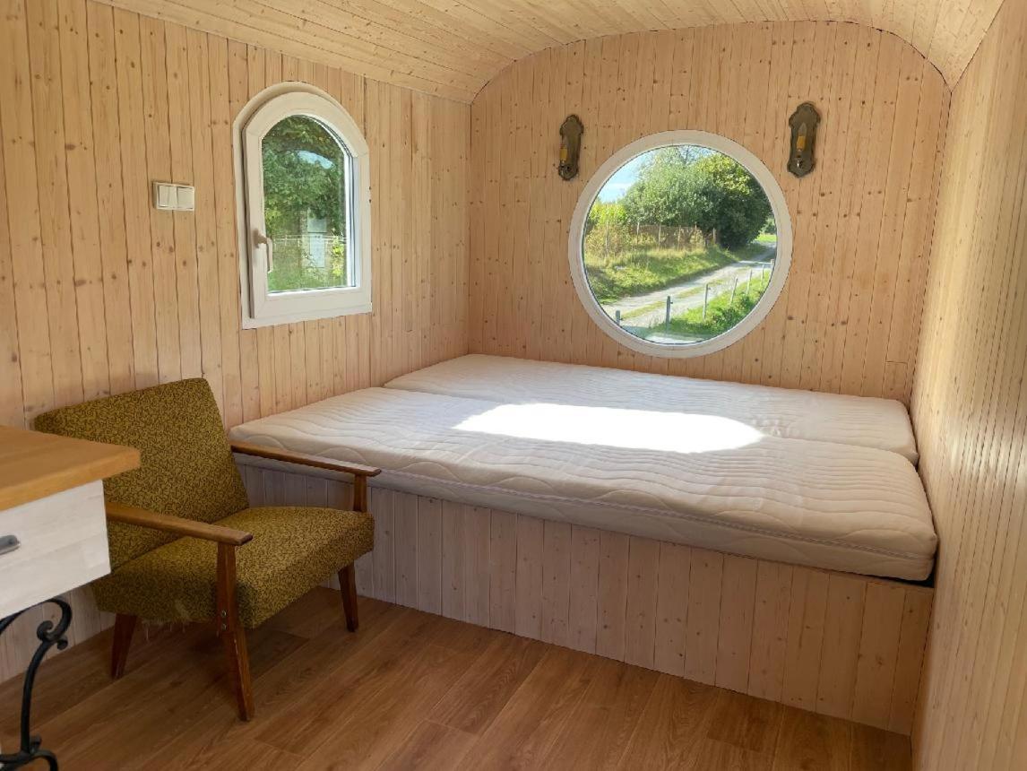 Glamping - Stylova Maringotka V Srdci Ladova Kraje, Pobliz Hlavniho Mesta Prahy Stribrna Skalice 외부 사진